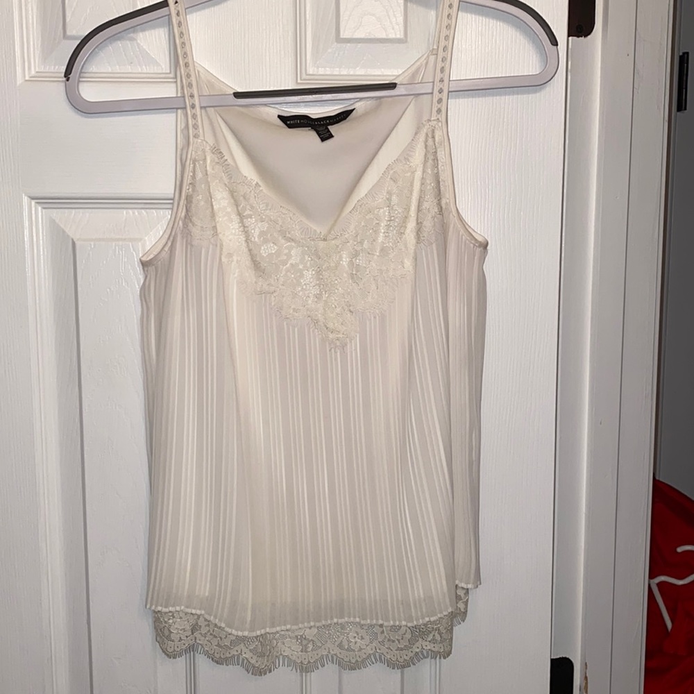 White House/Black Market Gorgeous Top